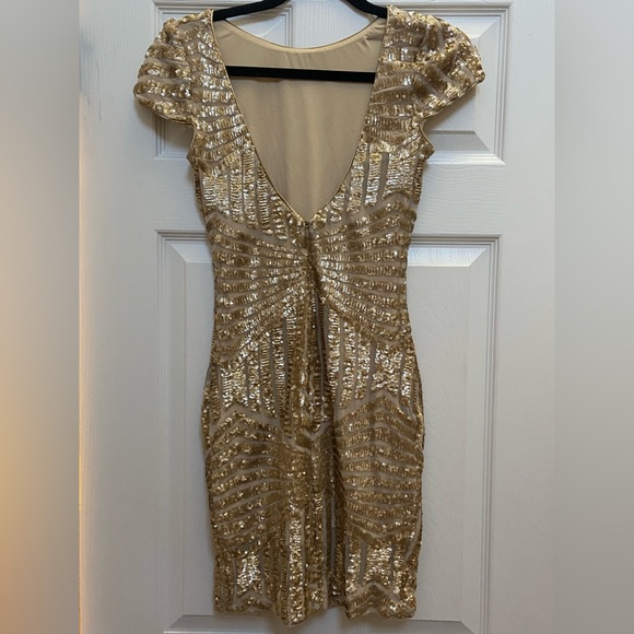 Dress the Population Gold Sequins Cocktail Mini Dress size small - Picture 3 of 5